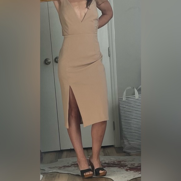 Lulu’s Dress - Picture 2 of 3